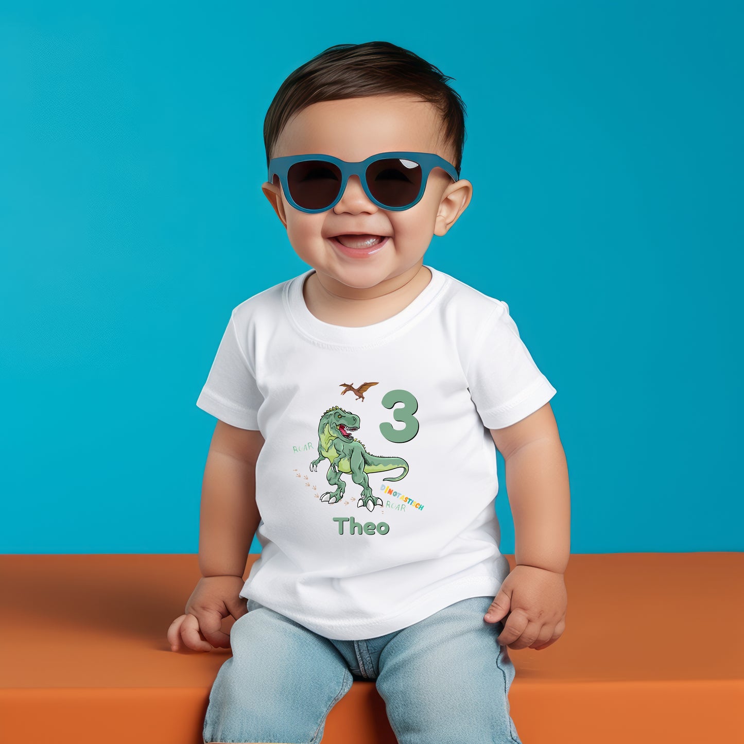 Geburtstagsshirt Dinosaurier mit Name & Zahl | Personalisiertes T-Shirt zum Kindergeburtstag