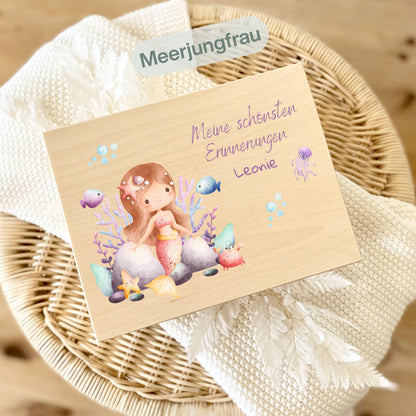 Holzkiste Mädchen personalisiert mit Namen | Märchenmotive Erinnerungskiste Geburt & Taufe