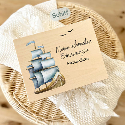 Holzkiste Kinder personalisiert mit Namen | Fahrzeuge Erinnerungskiste Geburt & Taufe