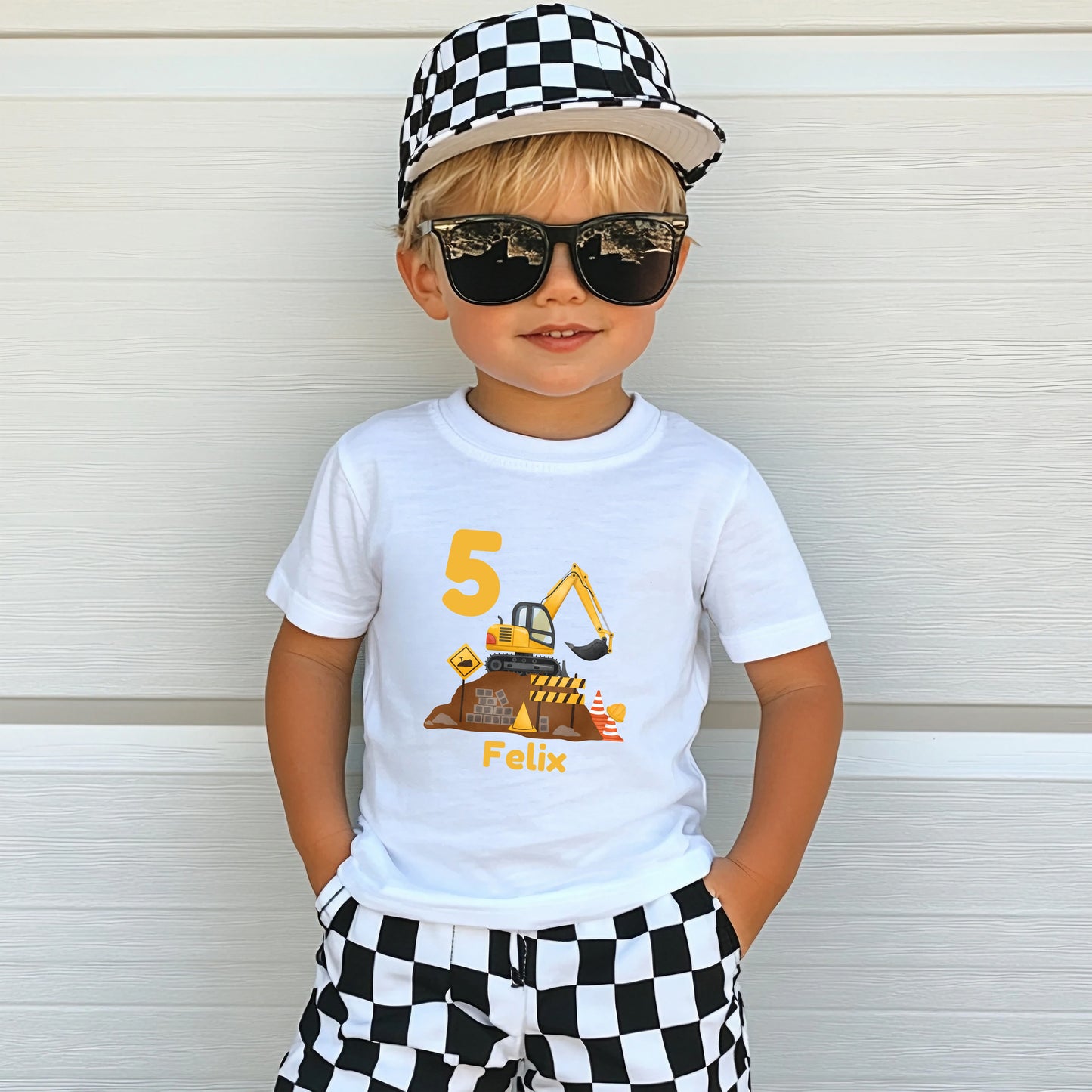 Geburtstagsshirt Bagger mit Name & Zahl | Personalisiertes T-Shirt zum Kindergeburtstag