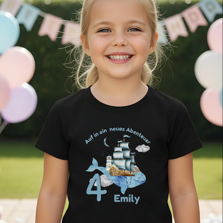 Geburtstagsshirt Schiff mit Name & Zahl | Personalisiertes T-Shirt zum Kindergeburtstag