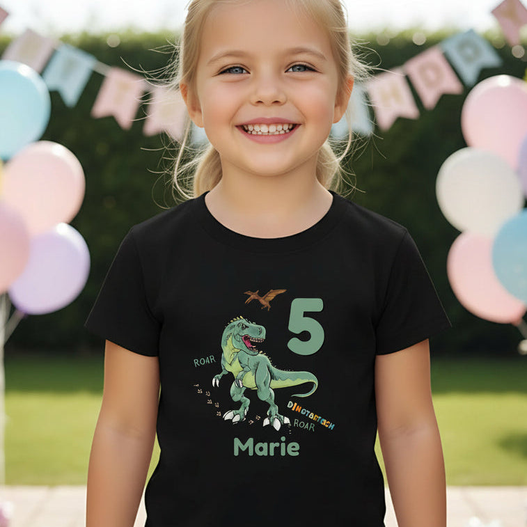 Geburtstagsshirt Dinosaurier mit Name & Zahl | Personalisiertes T-Shirt zum Kindergeburtstag