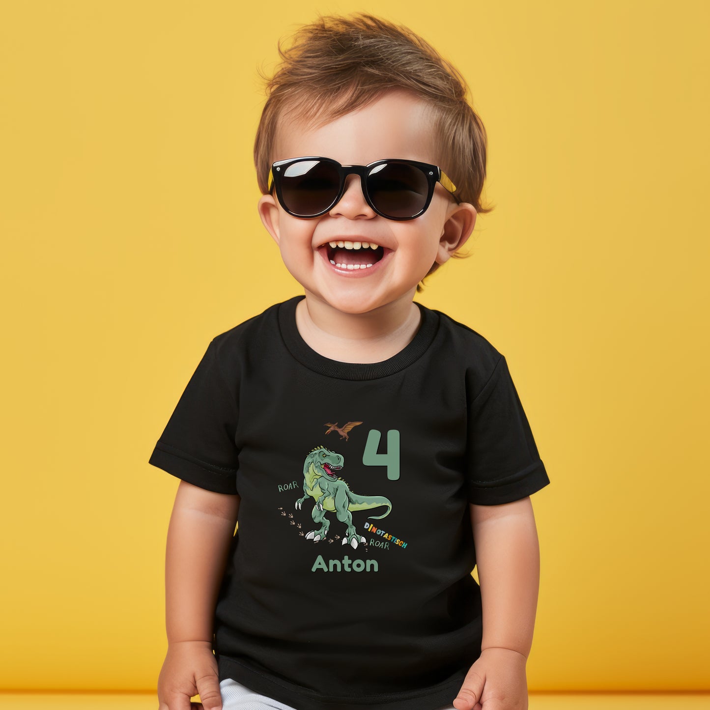Geburtstagsshirt Dinosaurier mit Name & Zahl | Personalisiertes T-Shirt zum Kindergeburtstag