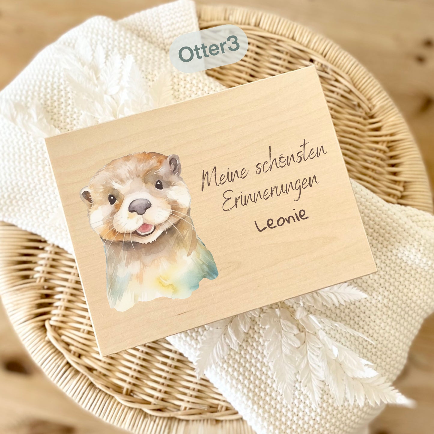 Holzkiste Kinder personalisiert mit Namen | Otter Erinnerungskiste Geburt & Taufe