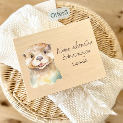 Holzkiste Kinder personalisiert mit Namen | Otter Erinnerungskiste Geburt & Taufe