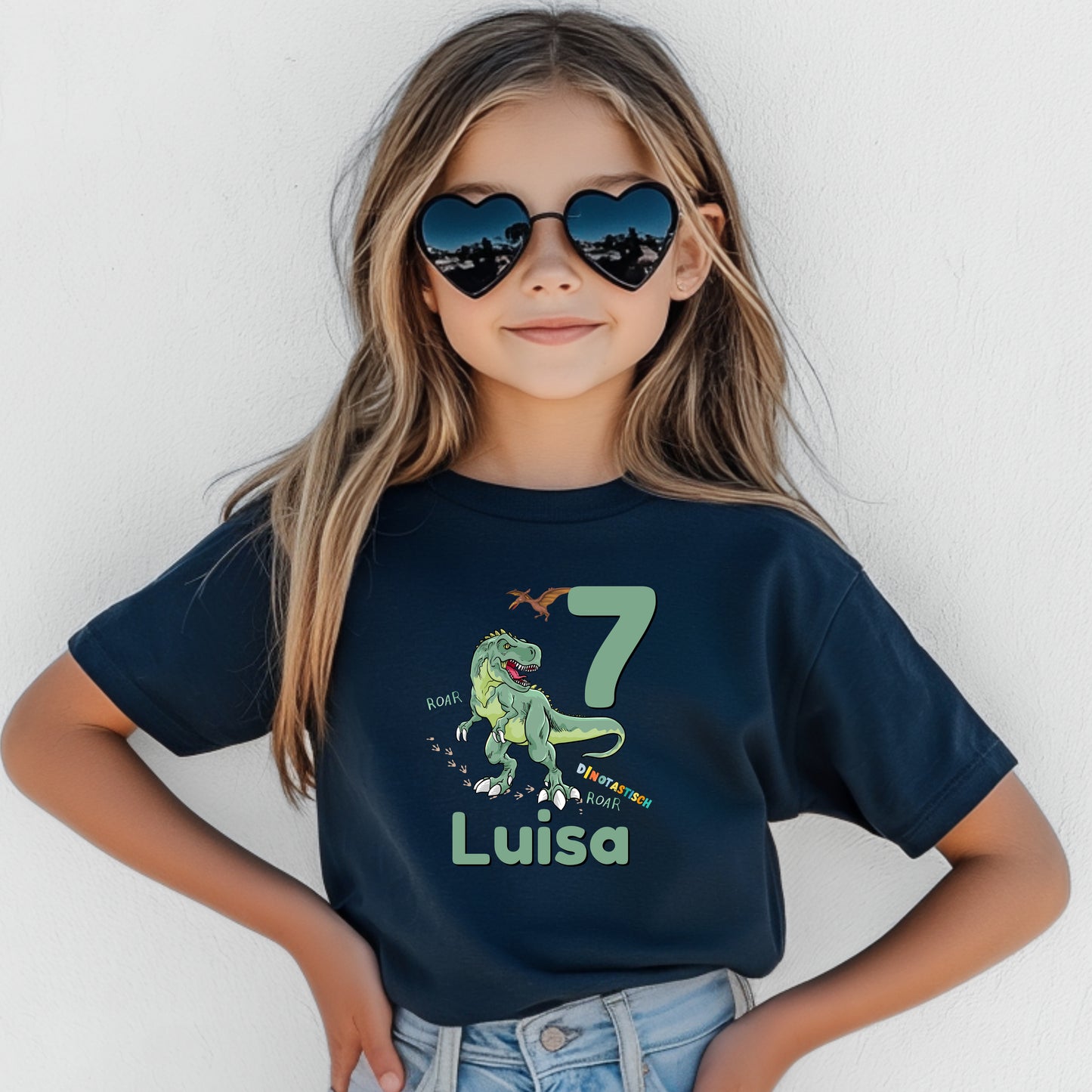 Geburtstagsshirt Dinosaurier mit Name & Zahl | Personalisiertes T-Shirt zum Kindergeburtstag