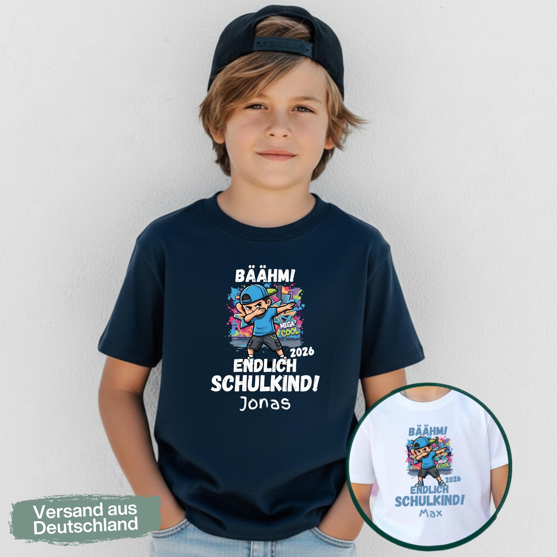 Personalisiertes Schulkind T-Shirt 2026 mit coolem Dabbing Jungen Motiv und Aufdruck „Endlich Schulkind“, gestaltet als modernes Einschulungsshirt für Jungen. Das Schulkind Shirt 2026 zeigt ein Kind und steht für Selbstbewusstsein, Freude und den Schulanfang. Ideal als Geschenk zur Einschulung, Schulanfang Geschenk oder Überraschung zum ersten Schultag. Perfektes Einschulung Outfit für Erstklässler, personalisierbar mit Name, geeignet für Schule, Einschulungsfeier oder erstes Klassenfoto.