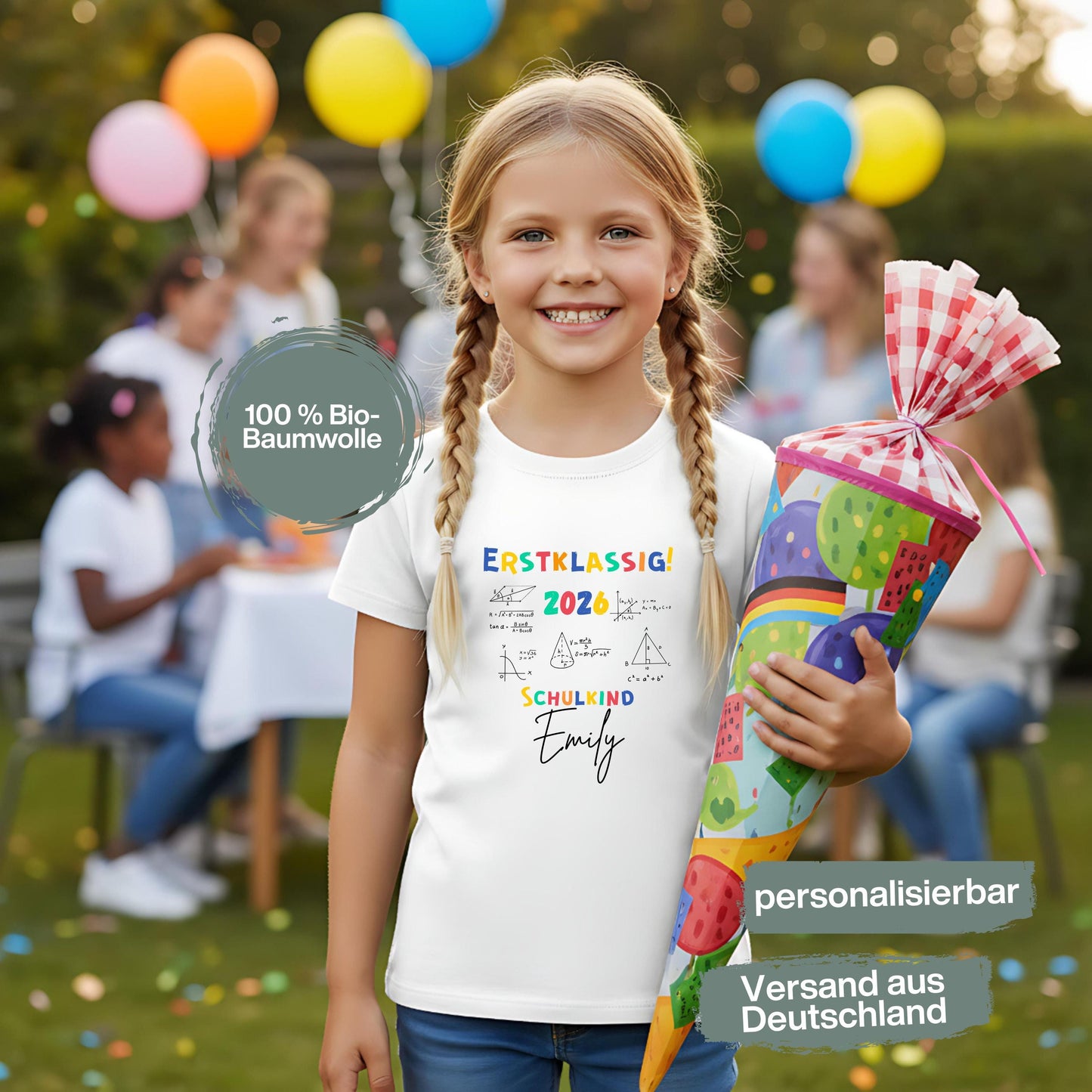 Personalisierbares Schulkind T-Shirt 2026 mit buntem „Erstklassig“-Schriftzug & Mathe-Formeln, ideal zur Einschulung. Einschulungsshirt Jungen & Mädchen, Schulanfang Geschenk 1. Klasse, Abschied Kita, personalisiertes Shirt für Schulanfänger. Schulkind T-Shirt Mathe Motiv, Einschulung 2026, Einschulungsgeschenk personalisiert mit Name. Bio-Baumwolle, Unisex-Schnitt, Einschulungsfeier, Schultüte, erstes Klassenfoto, Schulkind-Outfit für Jungen & Mädchen mit Köpfchen. Schulkind T-Shirt 2026