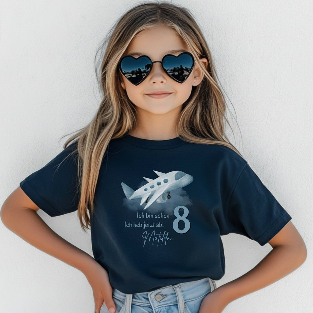 Geburtstagsshirt Flugzeug mit Name & Zahl | Personalisiertes T-Shirt zum Kindergeburtstag