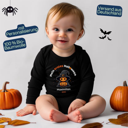 Mein erstes Halloween Babybody aus 100 % Bio-Baumwolle, erhältlich in Schwarz und Weiß, nachhaltig und hautfreundlich. Halloween Outfit für Babys bis 18 Monate, ideal als Baby Strampler für Jungen und Mädchen, perfekt für Babyfotos, Familienfotos und die erste Halloween Party. Bio Baby Body mit süßem Geist und Kürbis Motiv, weiche Baby Kleidung für Herbst und Halloween 2025, originelle Geschenkidee für Babys erstes Halloween, auch als Geschenk zur Geburt oder Babyparty geeignet.