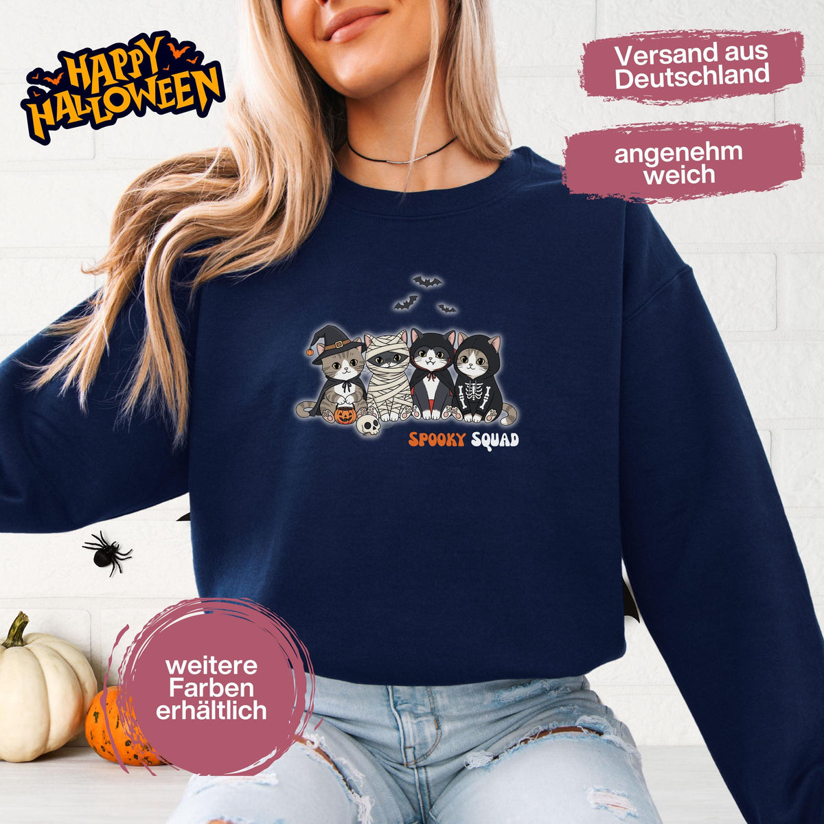 Hochwertiges Halloween Outfit für Damen und Herren – gemütlicher Halloween Pullover und Halloween Sweatshirt, ideal als Halloween Outfit Damen, Halloween Outfit Herren oder Halloween Outfit Frauen. Angesagte Halloween Sweaters und Halloween Pullis für Herbst und Party. Sweatshirts Halloween in verschiedenen Farben, auch als Kürbis Pullover Damen erhältlich. Bequemes Halloween Sweatshirt Damen und Herren – perfektes Halloween Outfit Männer. Halloween Pullover Katze Spooky Squad Katzenliebhaber