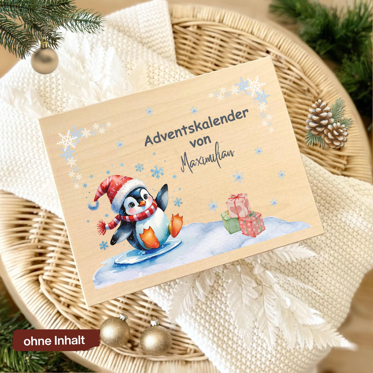 Personalisierte Adventskiste aus Holz mit Namen – hochwertige DIY Adventskalender-Holzkiste Weihnachten zum Selbstbefüllen. Diese nachhaltige Holzbox ohne Inhalt ist ideal für 24 kleine Geschenke, Süßigkeiten, Briefe oder Deko. Perfekt als kreative Geschenkidee Weihnachten für Kinder, Eltern oder Partner. Die Adventskiste Holz personalisiert verbindet Stil, Nachhaltigkeit und persönliche Note. Wiederverwendbar, langlebig und liebevoll ein einzigartiges Weihnachtsgeschenk mit Erinnerungswert.