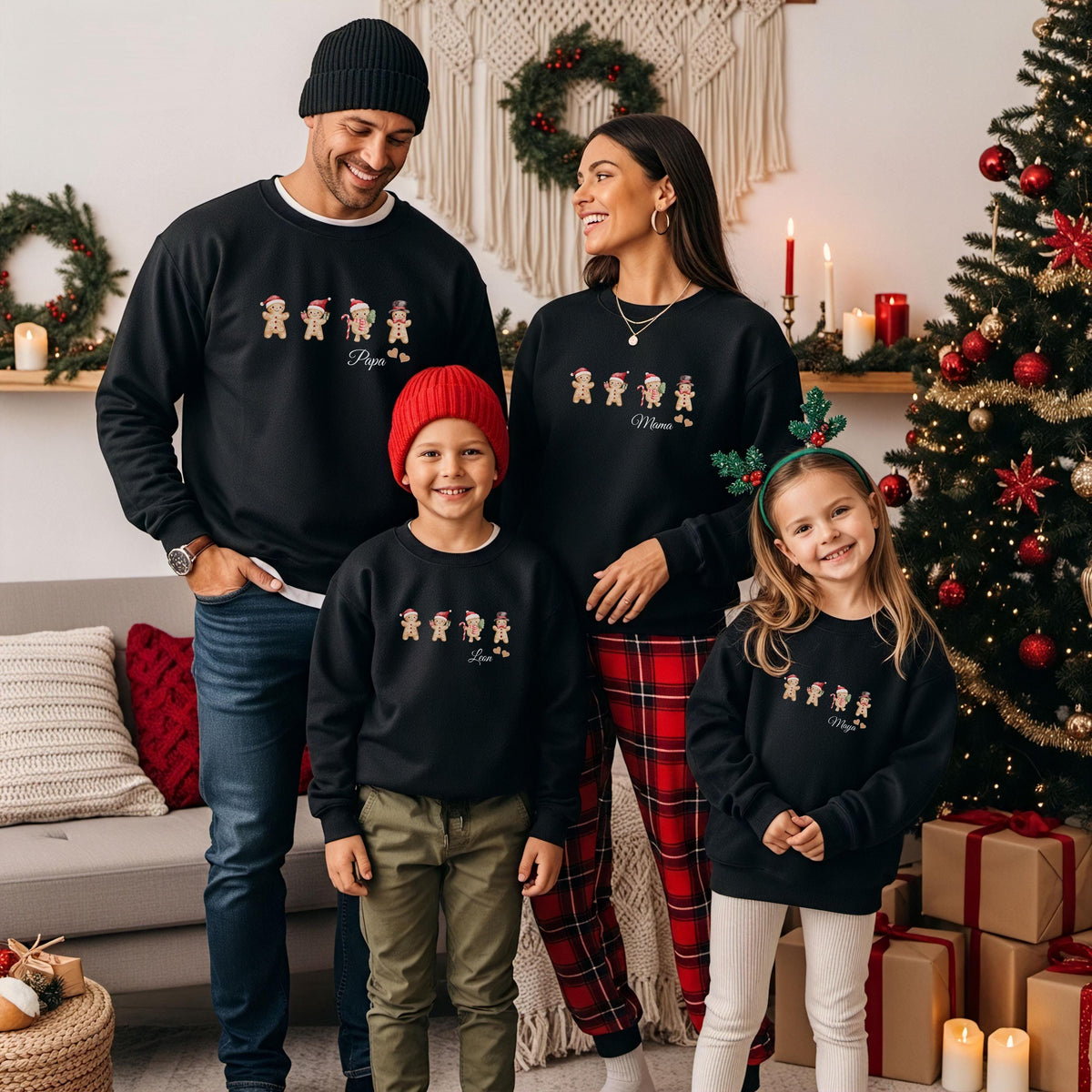 Personalisiertes Weihnachtsoutfit für Familien mit süßem Lebkuchen-Motiv – als Weihnachtspullover, T-Shirt oder Body für Kinder, Babys und Eltern. Ideal als Partnerlook zu Weihnachten, für Familienfotos, Geschwister-Outfits oder als Geschenkidee. Liebevoll gestaltetes Weihnachtsdesign mit Lebkuchenmännchen, perfekt für festliche Momente, Heiligabend oder Feiertage. Ein kuscheliges Highlight für alle die Weihnachten gemeinsam und mit Herz feiern Weihnachtspullover Familie Lebkuchen Familienoutfit