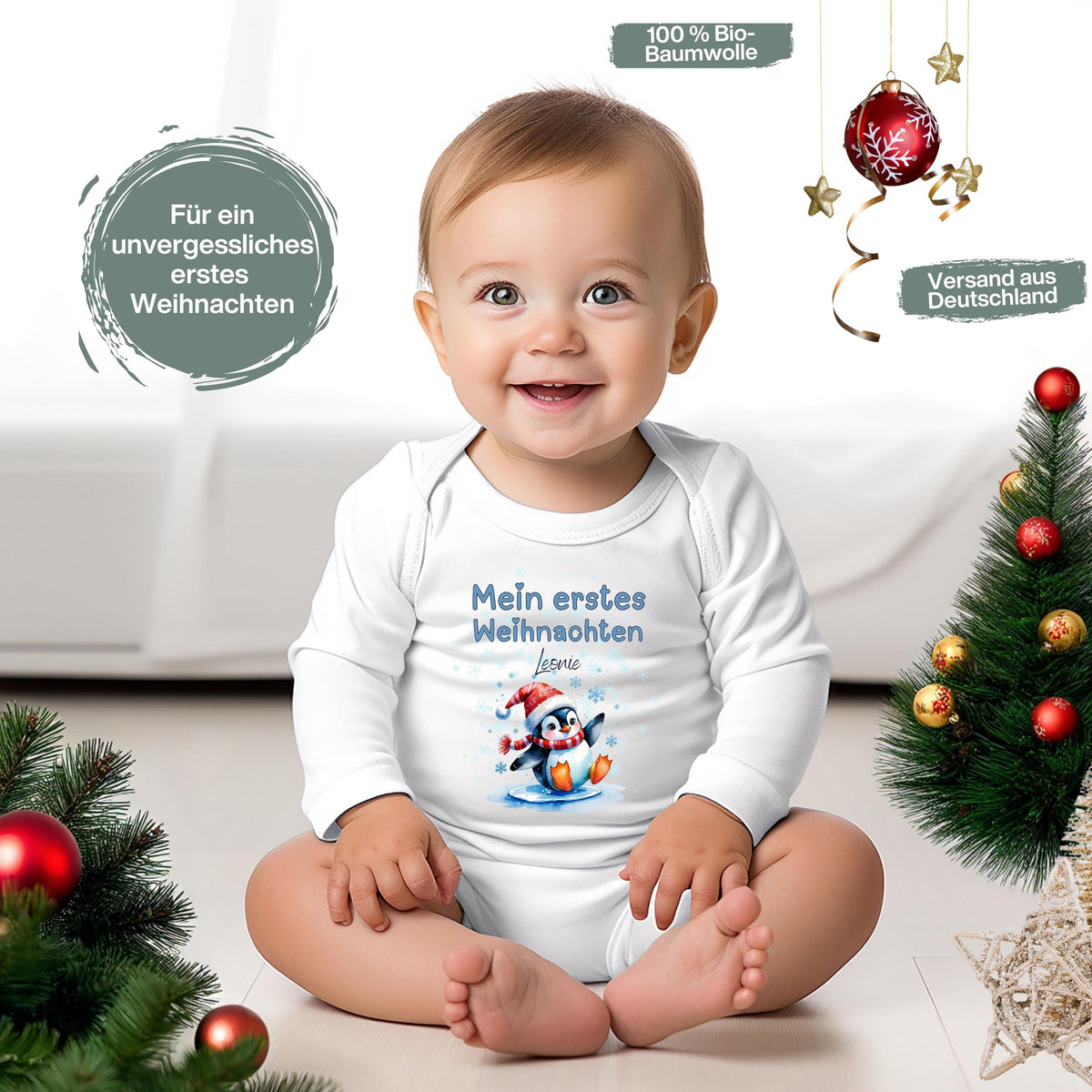 Liebevoll gestalteter Babybody Langarm für Babys erstes Weihnachtsfest. Hergestellt aus weicher, hautfreundlicher Baumwolle und individuell mit dem Namen personalisiert. Ideal für Weihnachtsfotos, Familienfeiern oder als besonderes Geschenk für Eltern und Großeltern. Dieser Body Weihnachten Baby kombiniert Komfort, Qualität und Erinnerungswert – ein Highlight unter dem Weihnachtsbaum.