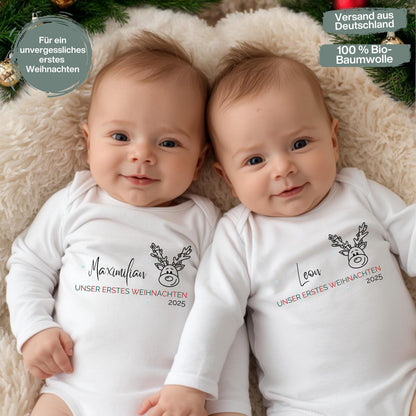 Doppelte Freude unterm Weihnachtsbaum – unser erstes Weihnachten Zwillinge wird mit diesem personalisierten Babybody unvergesslich. Aus weicher Bio-Baumwolle gefertigt, liebevoll bedruckt und auf Wunsch mit Namen personalisiert. Ideal als Weihnachtsgeschenk für Eltern, Großeltern oder Paten. Dieses festliche Weihnachtsoutfit Zwillinge verbindet Emotion, Nachhaltigkeit und Qualität – ein Erinnerungsstück voller Liebe für Babys erstes gemeinsames Fest.
