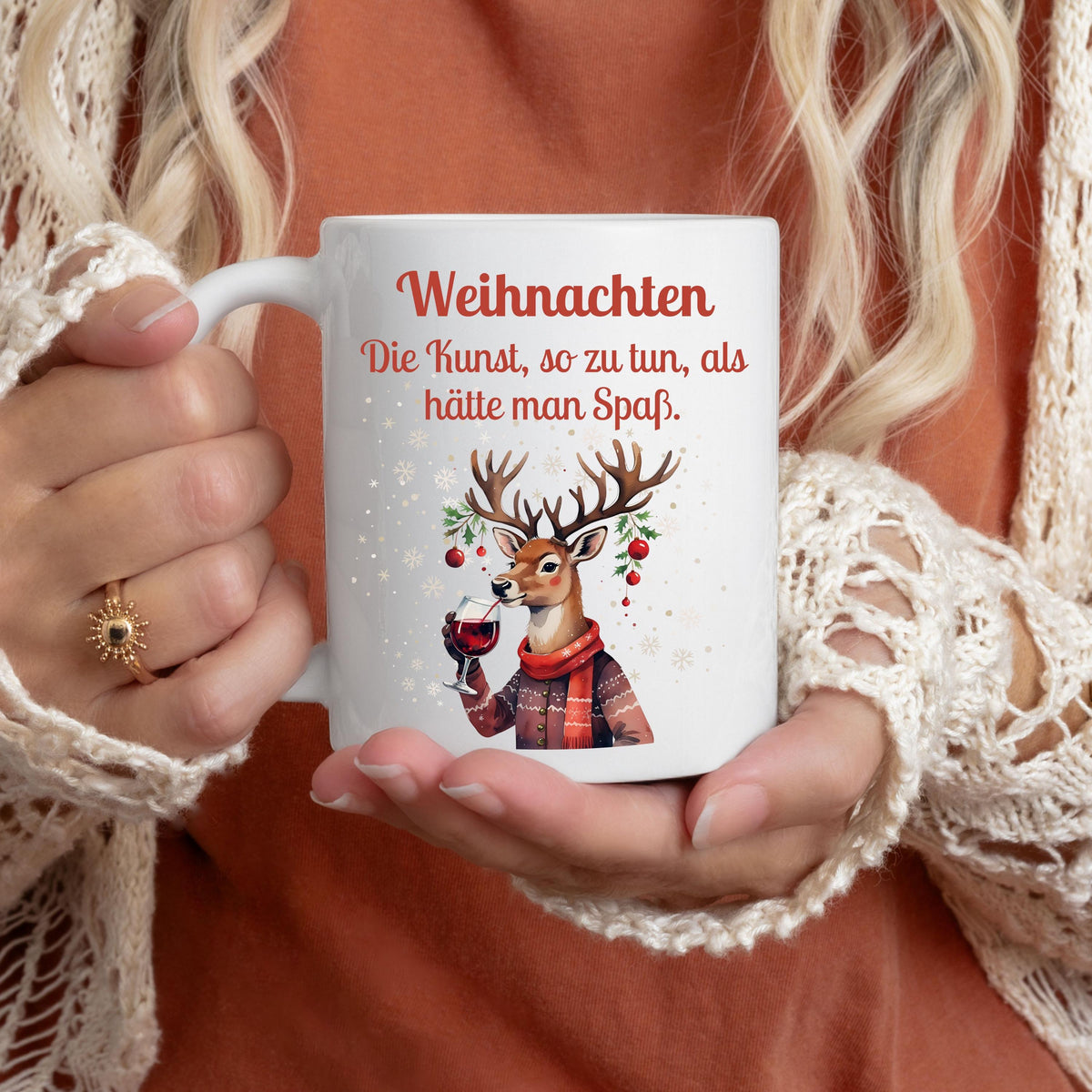 Lustige Anti-Weihnachtstasse mit Spruch | Geschenk Weihnachten Kollegin Freund Familie | Weihnachtsbecher mit Rentier | Wichtelgeschenk