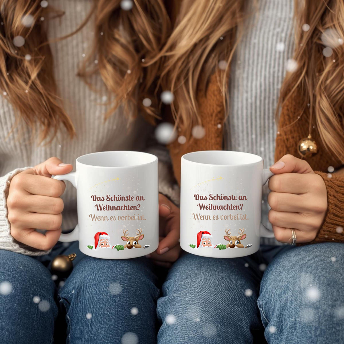 Lustige Anti-Weihnachtstasse mit Spruch „Das Schönste an Weihnachten? Wenn es vorbei ist“. Weihnachtsbecher mit Rentier und Weihnachtsmann-Motiv, Sarkasmus und Humor. Geschenkidee Weihnachten für Freund, Kollegin, Freundin oder Familie. Perfekt als Wichtelgeschenk, Nikolausgeschenk oder kleines Geschenk für Weihnachtsmuffel. Tasse aus hochwertiger Keramik, beidseitig bedruckt. Ideal für Männer und Frauen, Büro oder Zuhause. Statement-Tasse für alle, die Weihnachten liebe geggeiner