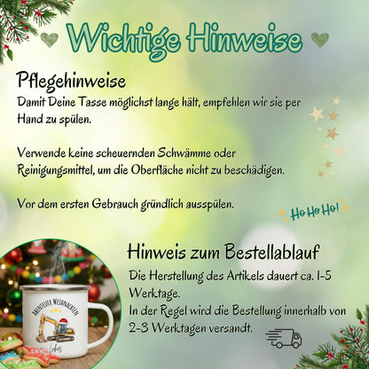 Personalisierte Emailletasse für Kinder mit weihnachtlichem Baustellenmotiv: Ein gelber Bagger mit Weihnachtsmütze, darüber der Schriftzug „Abenteuer Weihnachten“ mit Namen. Ideal als Geschenkidee für Kinder, Jungen oder kleine Baustellen-Fans. Diese Emailletasse ist bruchsicher, leicht und perfekt für kleine Hände – geeignet für Kakao, Tee oder Kinderpunsch. Weihnachtsgeschenk mit persönlicher Note, liebevoll gestaltet – ein festlicher Alltagsbegleiter für Kinder in der Winterzeit.