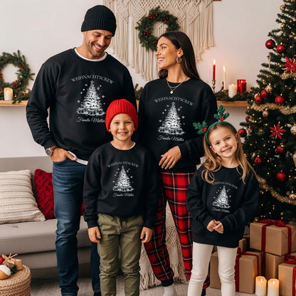 Personalisierter Weihnachtspullover Familie mit Tannenbaum-Motiv – festliches Familienoutfit zu Weihnachten. Der rote Christmas Sweater „Weihnachtscrew“ ist personalisierbar mit Namen und perfekt für Partnerlook mit Eltern, Kindern, Babys. Ideal für Familienfotos, Weihnachtsmorgen, Geschenkideen. Pullover mit Weihnachtsbaum, Geschenken und Schneeflocken, hochwertig bedruckt. Familienlook Weihnachten personalisiert, ideal als Geschwister Outfit oder Weihnachtsoutfit für Mama, Papa, Kids und mehr.