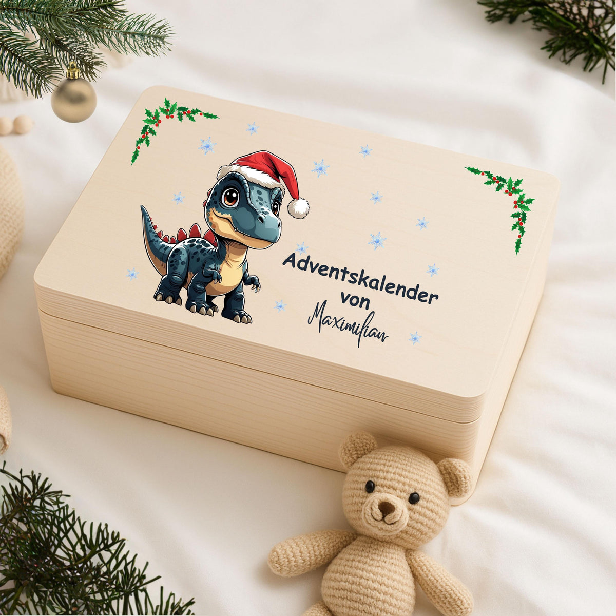 Nachhaltiger Adventskalender Holz personalisiert – Adventskiste mit Namen zum Befüllen. Diese umweltfreundliche Holzkiste Weihnachten ohne Inhalt ist wiederverwendbar und ideal für kreative Köpfe. Ob als DIY Adventskalender, Geschenkverpackung oder Aufbewahrungsbox – sie bringt Wärme und Individualität in die Weihnachtszeit. Hergestellt aus stabilem Holz, hochwertig bedruckt und langlebig, eine nachhaltige Geschenkidee Weihnachten für Familie und Freunde Adventskalender zum Befüllen Adventskiste
