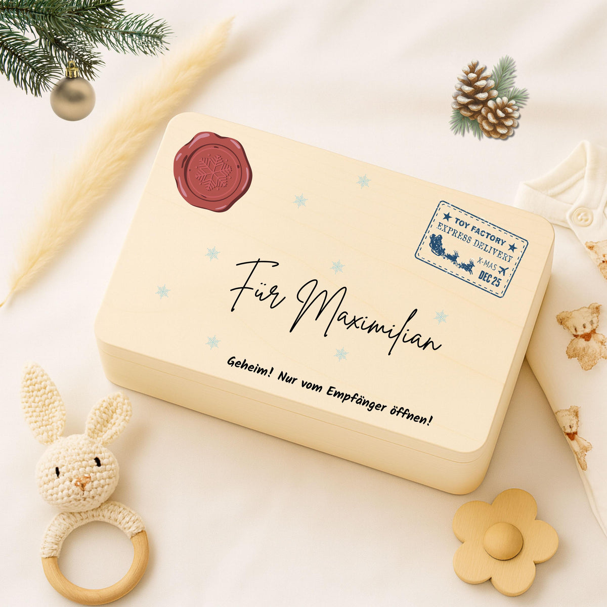 Weihnachtspost vom Nordpol – personalisierte Holzkiste mit Namen als originelle Geschenkbox Weihnachten. Diese Holz Adventskiste bietet Platz für Geschenke, Süßigkeiten oder kleine Überraschungen. Ein besonderes Weihnachtsgeschenk für Kinder oder Erwachsene, liebevoll graviert und nachhaltig gefertigt. Perfekt für alle, die eine hochwertige Weihnachtsbox aus Holz mit Namen suchen, um ihre Geschenke kreativ und festlich zu präsentieren. Weihnachtsbox Geschenkbox Adventskiste ohne Inhalt