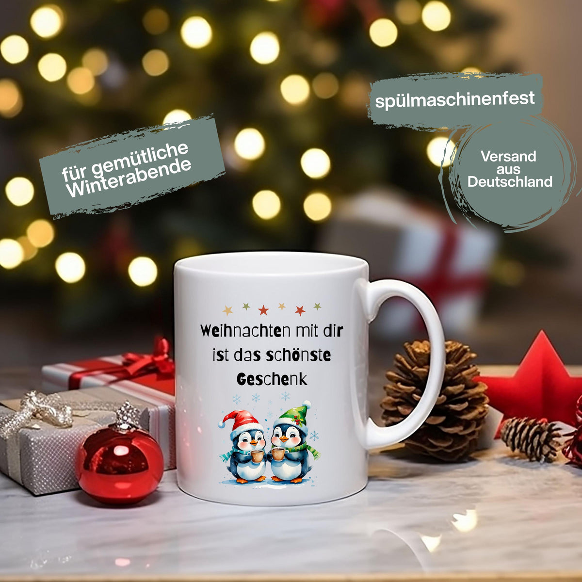 Weihnachtstasse mit Spruch „Weihnachten mit dir ist das schönste Geschenk“ als originelle Geschenkidee für Freundin, Partnerin, Kollegin oder Ehefrau. Die Kaffeetasse zeigt zwei niedliche Pinguine mit Weihnachtsmütze, die Kakao halten – perfekt für Winter, Advent und Weihnachtszeit. Lustige Tasse Weihnachten für Paare, Familien, Büro oder Zuhause. Hochwertiger Keramikbecher, ideal als kleines Geschenk, Wichtelgeschenk oder Weihnachtsgeschenk für Frauen, Pinguin-Fans, Kollegen, Kaffeeliebhaber.