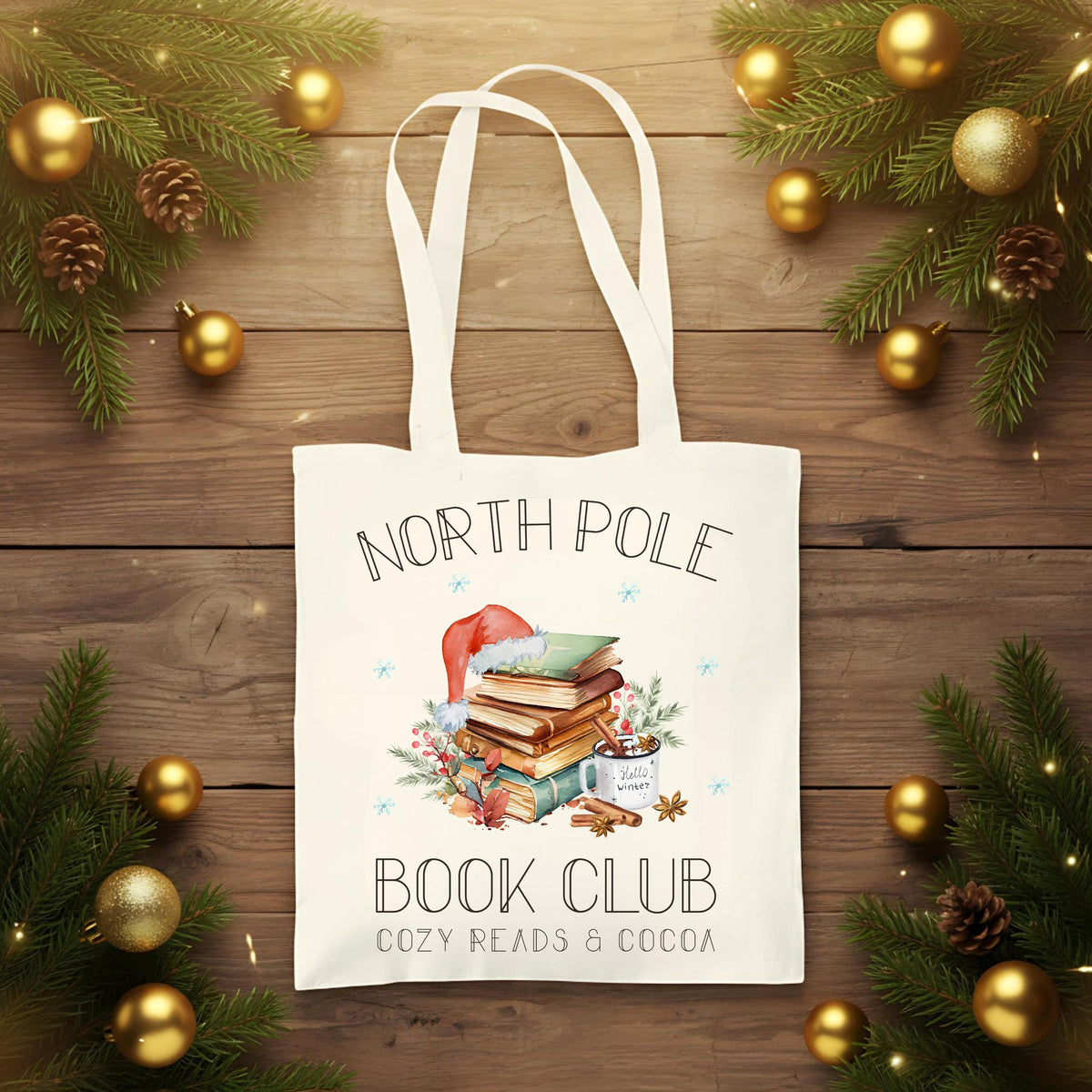 Baumwoll‑Jutebeutel mit weihnachtlichem Bücherbaum‑Motiv und Schriftzug „North Pole Book Club“. Ideal als Stofftasche Weihnachten für Leseratten, Buchliebhaber und Bibliophile – passend als Geschenk oder Einkaufstasche in der Advents‑ und Winterzeit. Hochwertige Baumwolltasche, langlebiger Druck, lange Henkel, umweltfreundlich und vielseitig nutzbar. Perfekt als Weihnachts‑Geschenktasche, Bücherbeutel oder nachhaltige Tasche mit Weihnachtsmotiv für Freunde, Familie oder für dich selbst.
