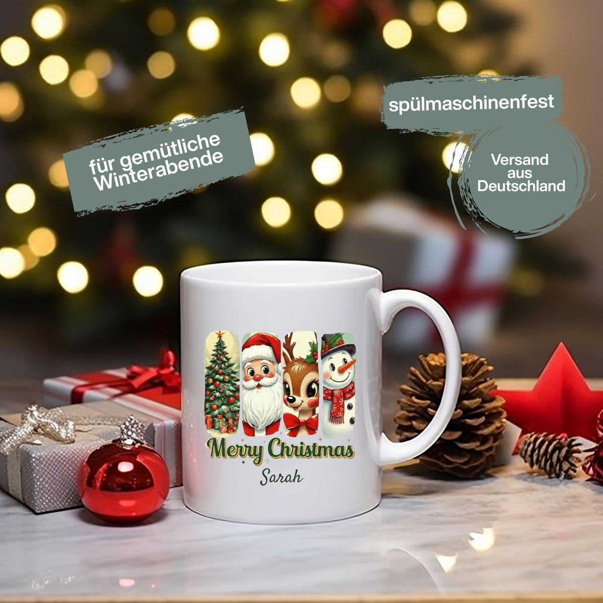 Personalisierte Weihnachtstasse aus Keramik mit klassischem Weihnachtsmotiv – bestehend aus Weihnachtsbaum, Weihnachtsmann, Rentier und Schneemann im charmanten Vintage-Stil. Mit individuellem Wunschnamen (z. B. Sarah) personalisierbar. Perfekt als Weihnachtsgeschenk für Kinder, Partner, Freundinnen oder Familie. Die festliche Illustration macht die Tasse zum Highlight auf dem Frühstückstisch, ideal als Wichtelgeschenk oder liebevolles Präsent für Katzenfreunde, Kollegen oder den Adventskalender