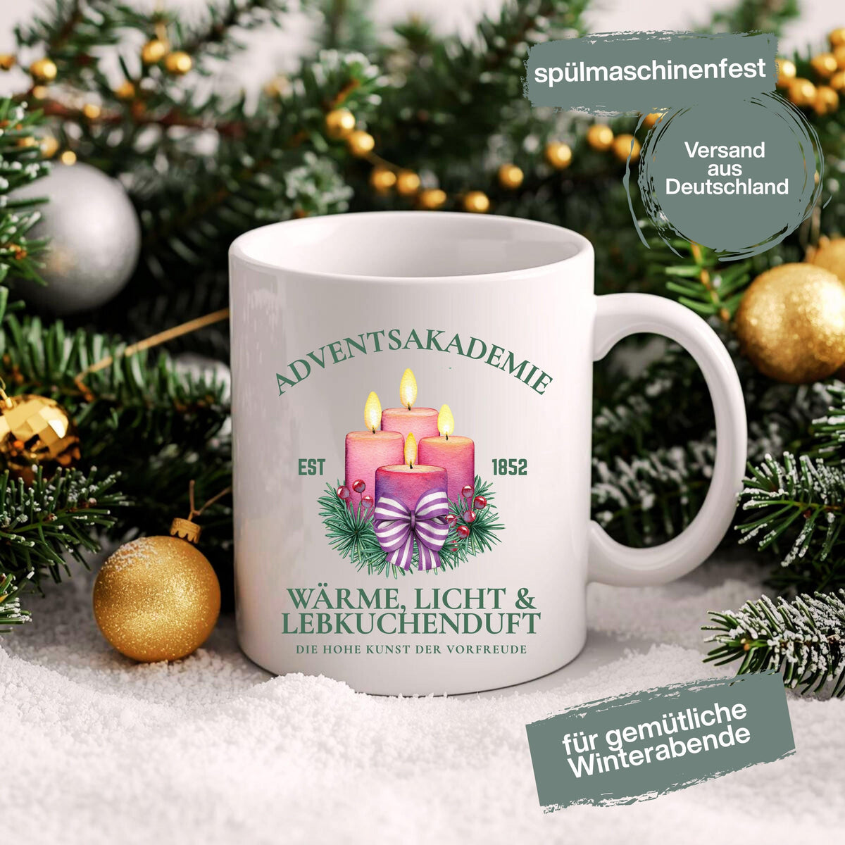 Weihnachtstasse mit Kerzen und Spruch „Wärme, Licht & Lebkuchenduft“ – festliches Motiv mit Tannenzweigen & Schleife. Perfekt als Adventstasse für Kaffee, Tee oder Kakao, Geschenkidee zu Weihnachten für Familie, Freunde oder Kollegen. Hochwertige Keramiktasse, spülmaschinengeeignet & mikrowellenfest. Ideal als Nikolausgeschenk, Wichtelgeschenk oder kleine Aufmerksamkeit in der Adventszeit. Weihnachtsbecher mit klassischem Design für gemütliche Wintertage, Glühweinabende und festliche Stimmung