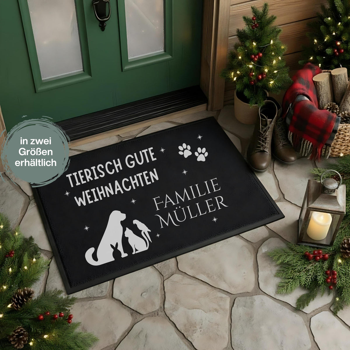 Personalisierte Weihnachtsfußmatte mit Tieren und Familiennamen. Türmatte mit dem Spruch „Tierisch gute Weihnachten“, Silhouetten von Hund, Katze, Kaninchen, Vogel und Pfoten. Festliche, witzige und dekorative Haustier-Fußmatte für Weihnachten. Perfekt als Geschenkidee für Tierfreunde, Familien mit Haustieren oder als personalisierte Deko im Eingangsbereich. Rutschfeste, wetterfeste Türmatte mit Wunschname – ideal für Wohnungen, Häuser & überdachte Außenbereiche.