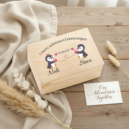Erinnerungskiste für Paare personalisiert mit Pinguinen | Geschenk für Freundin & Partner