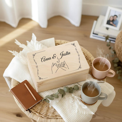 Erinnerungskiste für Paare personalisiert | Geschenk für Freundin & Partner | Holzkiste Paar Geschenk