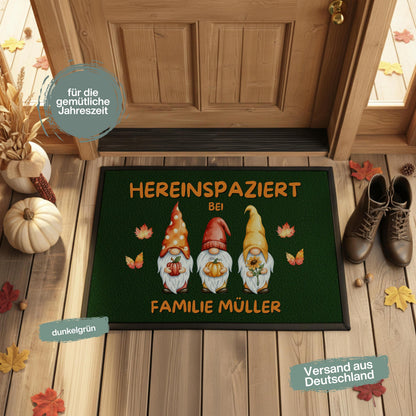 Herbst Fußmatte personalisiert mit Namen | Herbst Fußmatte mit Wichteln | Fußmatte Familie Geschenk zum Einzug | Herbstdeko Wichtel Fußmatte