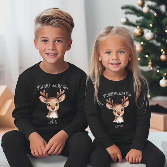Weihnachtspullover Kinder personalisiert Rentier Name | Weihnachtsoutfit Baby T-Shirt & Body | Geschwisterlook Weihnachten Mädchen Jungen