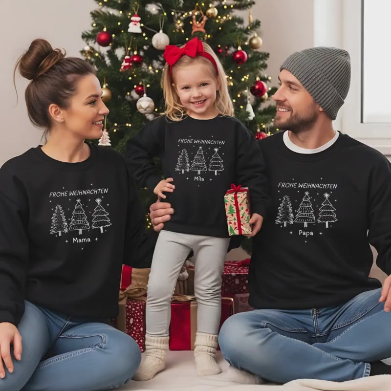 Weihnachtspullover Familie mit Bäumen | Partnerlook Weihnachten Eltern Kinder | Geschwisteroutfit Weihnachtsoutfit personalisiert mit Name
