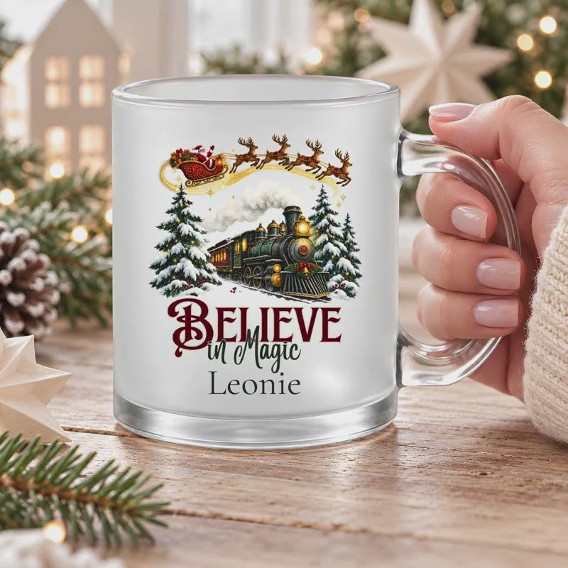 Weihnachtstasse mit Namen, Personalisierte Tasse Weihnachtsgeschenk, Kaffeetasse Weihnachten, Weihnachtstasse Geschenk, Nikolaus Tasse